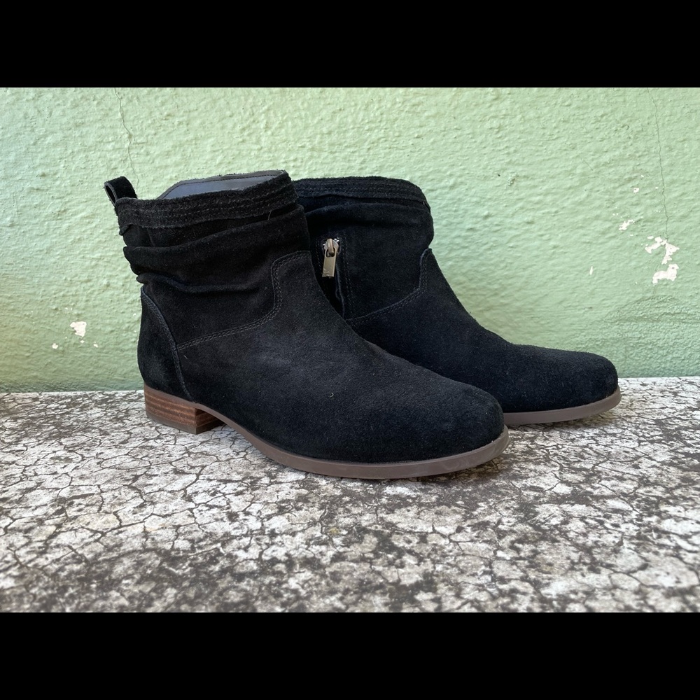Koolaburra by UGG, size 8 ankle boots, black soft suede with small, flat heel